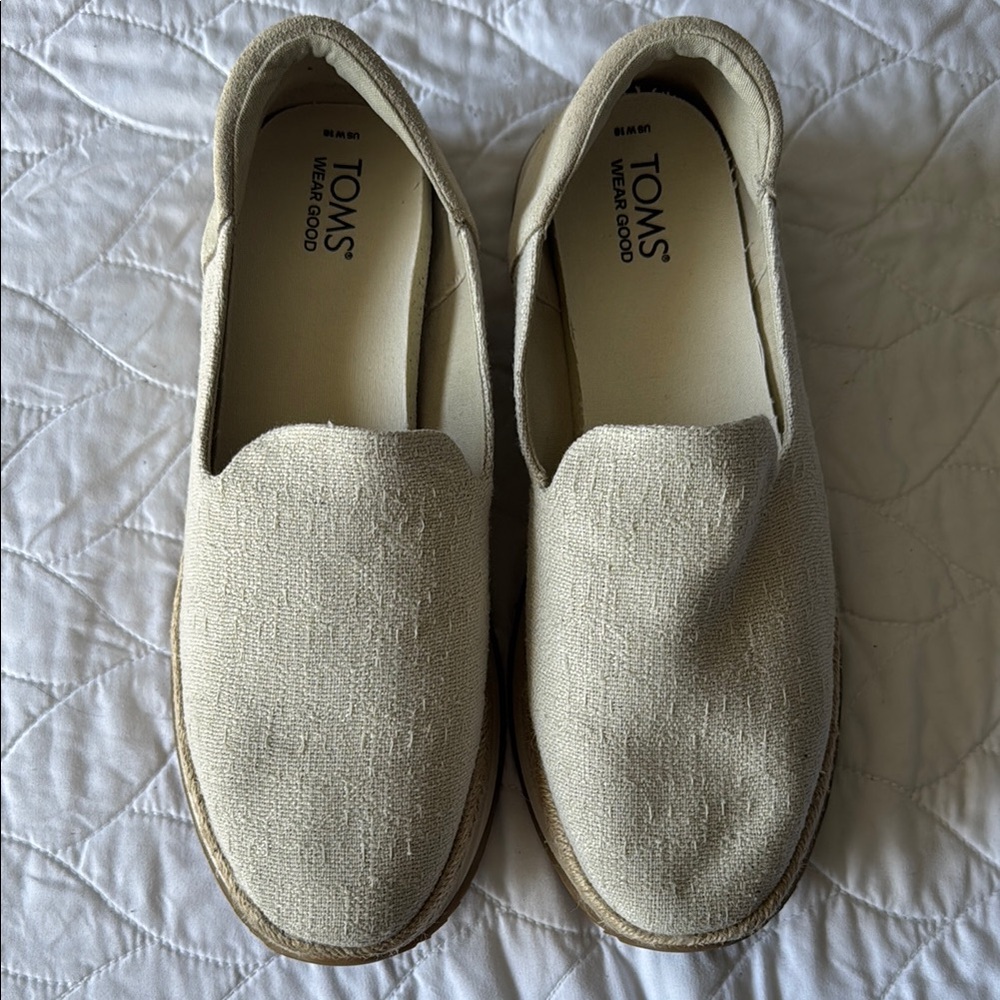 Toms Cream Sneakers with Textured Fabric and Slip-On Design